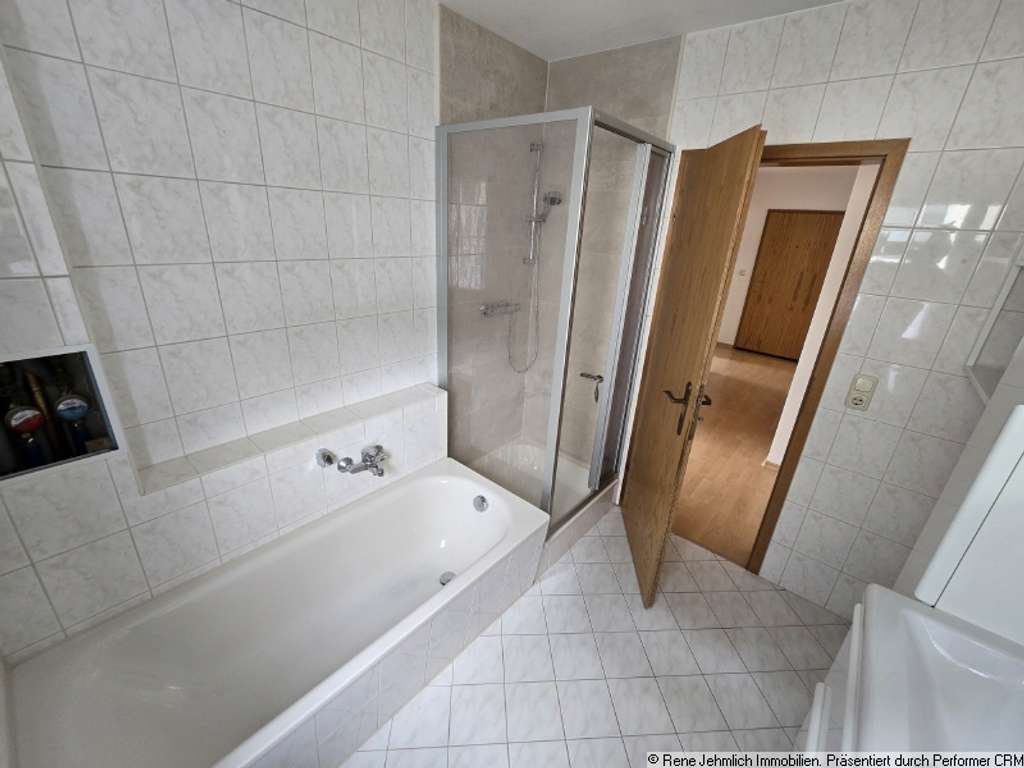 Immobilie in Burkhardtsdorf - Kapitalanlage mit Potenzial: 3 Wohnungen – 2 frei, 1 vermietet – sofort durchstarten - Bild 2