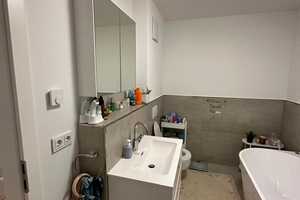 Hell und gut geschnitten - Moderne 4-Zimmer-Wohnung im Briller Viertel mit Küche und großer Terrasse – Bayreutherstr. 32, 42115 Wuppertal – Vorschaubild 14