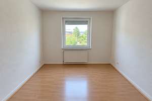 7% Rendite - Erdgeschosswohnung mit Potential, Tageslichtbad & erhöhter AFA – 44866 Wattenscheid-Mitte, Bochum – Vorschaubild 2