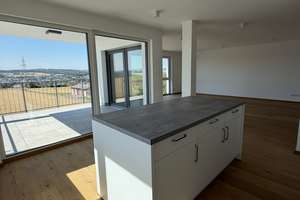 Exklusive 4,5-Zimmer-Neubauwohnung mit einzigartigem Blick über Elz – Staffeler Weg 12, 65555 Limburg an der Lahn – Vorschaubild 2