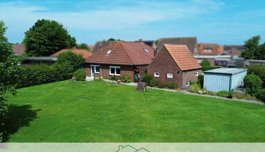 Bild von CHARMANTER BUNGALOW MIT WEITBLICK: JETZT RENOVIERUNGSCHANCE NUTZEN!