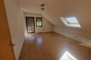 Renoviertes Einfamilienhaus mit 5 Zimmern und Garage in Berlin-Biesdorf – Die vollständige Adresse der Immobilie erhältst du vom Anbieter., 12683 Biesdorf, Berlin – Vorschaubild 6
