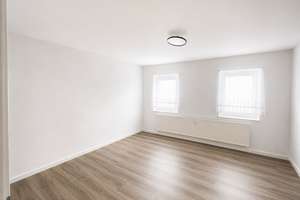 Helle 2-Zimmer-Wohnung mit zentraler Lage in Oberhausen – Postweg 31, 46145 Sterkrade-Mitte, Oberhausen – Vorschaubild 2