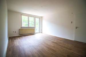 Frisch renovierte 3-Zimmer-Wohnung mit Balkon in zentraler Lage von Bottrop – Die vollständige Adresse der Immobilie erhältst du vom Anbieter., 46236 Stadtmitte, Bottrop – Vorschaubild 2