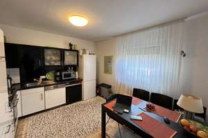 *2 ZI WOHNUNG MIT TERRASSE + GARTEN* - IN DÜSSELDORF – Zur Lindung 25-27, 40489 Angermund, Düsseldorf – Vorschaubild 1