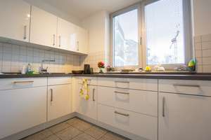 Düsseldorf: Große Traumwohnung mit Blick ins Grüne im Herzen von Oberkassel – Die vollständige Adresse der Immobilie erhältst du vom Anbieter., 40547 Niederkassel, Düsseldorf – Vorschaubild 13