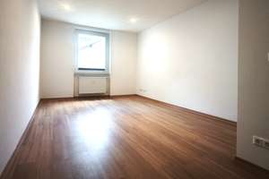 Attraktive Wohnung um die Ecke von Mainufer und Eisernem Steg! – 65094 Sachsenhausen-Nord, Frankfurt am Main – Vorschaubild 7