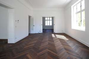 Exklusives Wohnen mit zeitloser Eleganz im gefragten Lichterfelde-West – Die vollständige Adresse der Immobilie erhältst du vom Anbieter., 12205 Lichterfelde, Berlin – Vorschaubild 2