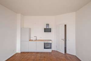Hübsche 2-Zi-Whg mit Balkon u. EBK (green 44) – Schönhauser Allee 44, 10435 Prenzlauer Berg, Berlin – Vorschaubild 3