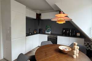 Wohnen mit Charakter: 3-Zimmer-Dachgeschosswohnung in Düsseldorf-Derendorf – 40468 Derendorf, Düsseldorf – Vorschaubild 4