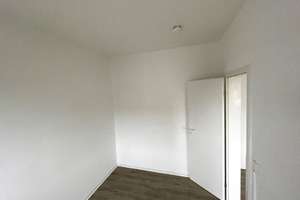 Attraktive 2-Zimmer-Wohnung mit Einbauküche in Rostock-Schmarl – Hundsburgallee 7, 18106 Schmarl, Rostock – Vorschaubild 6