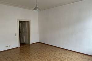  Schöne 2-Zimmerwohnung mit Balkon und tollem Hinterhof! – Bernsdorfer Straße 65, 9126 Bernsdorf, Chemnitz – Vorschaubild 3