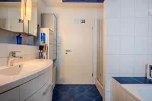 Erdgeschosswohnung mit großem Garten, sonniger Terrasse und zwei Tiefgaragenstellplätzen – Die vollständige Adresse der Immobilie erhältst du vom Anbieter., 90768 Dambach, Unterfürberg, Fürth – Vorschaubild 8