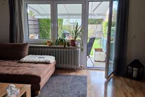 Ruhiges 4 Zimmer Reihenmittelhaus mit Westterasse und Garten – Die vollständige Adresse der Immobilie erhältst du vom Anbieter., 86343 Königsbrunn – Vorschaubild 3