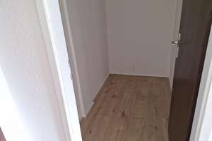 Renovierte 3-Zimmer-Wohnung mit Balkon im 3.OG – Oberhoffsfeld 11, 42369 Ronsdorf, Wuppertal – Vorschaubild 10