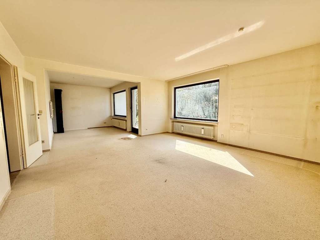 Immobilie in Neustadt am Rübenberge - Ruhig gelegenes Einfamilienhaus mit großzügigerem Garten und viel Gestaltungsspielraum - Bild 2