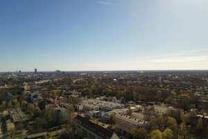 Vermietete Dachgeschosswohnung mit Loggia in denkmalgeschütztem Altbau in Leipzig – Die vollständige Adresse der Immobilie erhältst du vom Anbieter., 4129 Eutritzsch, Leipzig – Vorschaubild 13