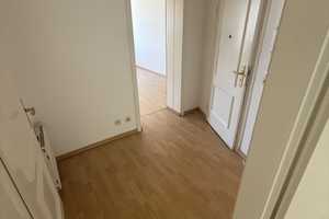 Tolle 2-Raum Wohnen im Lutherviertel mit Einbauküche – Bernhardstraße  16, 9126 Chemnitz – Vorschaubild 3