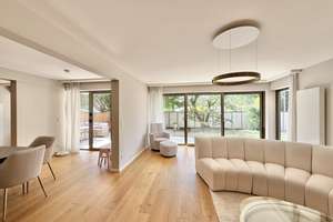 Wohnen wie im Bungalow: Exklusive EG-Wohnung mit sonnigen Terrassen & großem Garten – 30559 Kirchrode, Hannover – Vorschaubild 4
