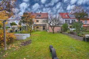 Charmante Doppelhaushälfte mit großem Garten in Top-Lage von Nürnberg – Die vollständige Adresse der Immobilie erhältst du vom Anbieter., 90431 Gaismannshof, Nürnberg – Vorschaubild 3