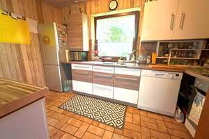 Mehrfamilienhaus in zentraler Lage von Bad Urach – Die vollständige Adresse der Immobilie erhältst du vom Anbieter., 72574 Bad Urach – Vorschaubild 9