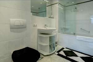 Property thumbnail 8