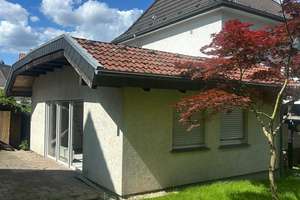 Aussergewöhnliche Erdgeschosswohnung mit Garten und Terrasse in Witten Bommern