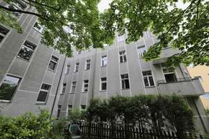 SCHÖNER ALTBAU MIT BALKON - STUCK, DIELEN & HOHE DECKEN - HÜBSCHER GEMEINSCHAFTSGARTEN – Stephanstr. 25 bb, 12167 Steglitz, Berlin – Vorschaubild 25