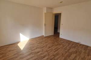 Großzügige 7-Zimmer-Erdgeschosswohnung mit Renovierungsbonus – Viel Platz für Ihre Ideen! – Gertrudenstraße 4, 38259 Salzgitter-Bad, Salzgitter – Vorschaubild 9