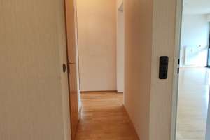 Helle 3-Zimmer Wohnung mit großem Süd-Balkon und Garage in Dudweiler Süd; von Privat – Die vollständige Adresse der Immobilie erhältst du vom Anbieter., 66125 Dudweiler (Ortsteil), Saarbrücken – Vorschaubild 12