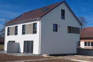 DHH  - NEUBAU - WOHLFÜHL-Wohnen! RUHIG und SONNIGE LAGE! Effizienzhaus 55! – St. Wendelgasse 17 - 25, 87656 Germaringen – Vorschaubild 3