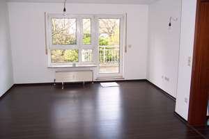 Zentral gelegene 2 Zimmer Wohnung (55m²) in Stuttgart Vaihingen – Die vollständige Adresse der Immobilie erhältst du vom Anbieter., 70563 Vaihingen-Mitte, Stuttgart – Vorschaubild 2