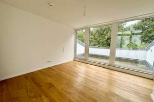 *moderne und großzügige 4,5 Raumwohnung in einmaliger Lage an der Elbe* – Die vollständige Adresse der Immobilie erhältst du vom Anbieter., 1099 Radeberger Vorstadt, Dresden – Vorschaubild 4