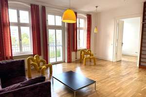 DIREKTE WASSERLAGE - 3 ZIMMER WE MIT BALKON IM MODERNISIERTEN ALTBAUKLASSIKER MIT BALKON + FAHRSTUHL – Die vollständige Adresse der Immobilie erhältst du vom Anbieter., 10179 Mitte (Ortsteil), Berlin – Vorschaubild 12