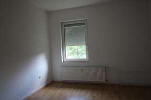 HELLE FAMILIENWOHNUNG in BLIEDINGHAUSEN mit GEMEINSCHAFTSGARTEN – Friedensstraße 10, 42855 Bliedinghausen, Remscheid – Vorschaubild 2
