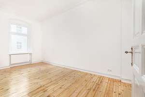 Prenzlauer Berg: Frisch sanierte 4-Zimmer Altbauwohnung, Süd-Balkon, Wohnküche, Stuck, ruhige Lage – Erich-Weinert-Straße 9, 10439 Prenzlauer Berg, Berlin – Vorschaubild 16