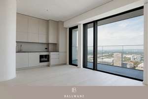 Über den Dächern der Stadt – exklusive 2-Zimmer-Wohnung mit Skylineblick im 40. Stock