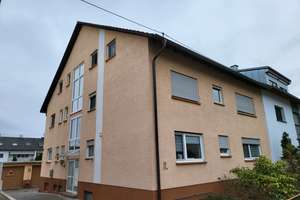 Gepflegte 3 Zi. Wohnung mit EBK und Balkon in Karlsruhe – Kirchfeldstr. 34, 76149 Neureut, Karlsruhe – Vorschaubild 3