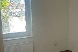 Sehr schöne sanierte 2 Zimmer Wohnung in Essen zu vermieten – Klarastr. 57, 45130 Rüttenscheid, Essen – Vorschaubild 3