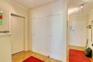 Gemütliche Eigentumswohnung mit 2 Loggien und Tiefgargen-Stellplatz in Hamburg-Bramfeld – Die vollständige Adresse der Immobilie erhältst du vom Anbieter., 22177 Bramfeld, Hamburg – Vorschaubild 9