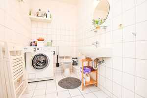 Charmantes Ganghaus in idyllischer Lage - Wohnen in einzigartiger Atmosphäre auf der Altstadtinsel! – Lübeck – Vorschaubild 3
