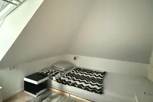 Charmantes Zweifamilienhaus mit Ausbaupotenzial – ideal für Familien oder Kapitalanleger! – Herford (Kreis) – Vorschaubild 17