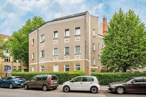BEZUGSFREI - 2-Zi Altbauwohnung zwischen Schloss- & Bürgerpark