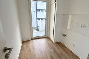 Kernsanierte 3-Zimmer-Wohnung in Wuppertal Barmen | Erstbezug nach Sanierung – Hohenstein 49, 42283 Barmen, Wuppertal – Vorschaubild 4