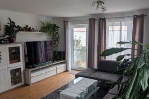 Lichtdurchflutete 3-Zimmer-Wohnung mit 2 Balkonen & Smart Home in Augsburg nahe Reese-Park 