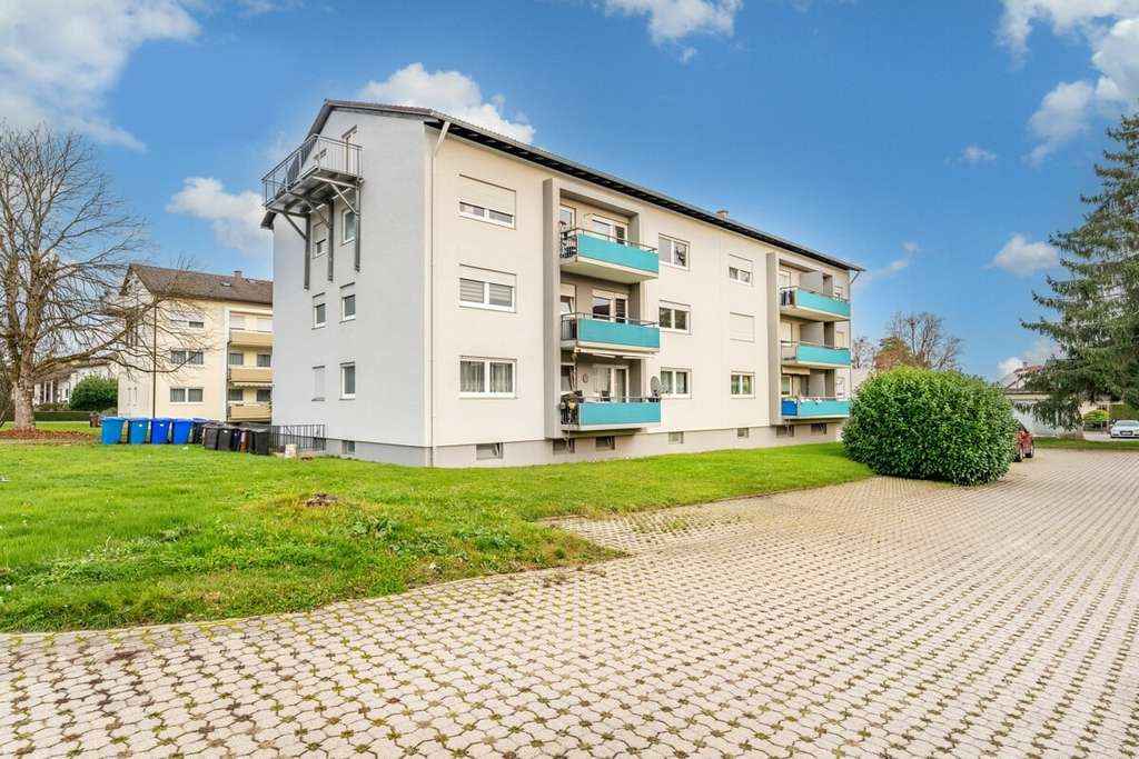 Immobilie in Lottstetten - Attraktive Kapitalanlage: Gepflegte Etagenwohnung mit Balkon in Lottstetten - Bild 0