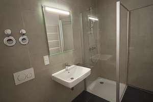 Property thumbnail 7