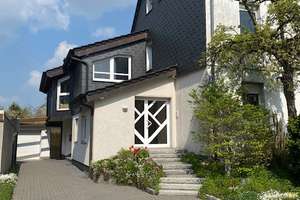 Geräumiges Zweifamilienhaus / Mehrgenerationenhaus mit großem Grundstück in Bottrop-Kirchhellen