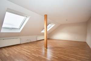 Wohnhaus trifft Hobby-/ Gewerbeflächen ... Garagen, Werkstatt, Lager, Büro • hier passt alles – Die vollständige Adresse der Immobilie erhältst du vom Anbieter., 88515 Langenenslingen – Vorschaubild 2