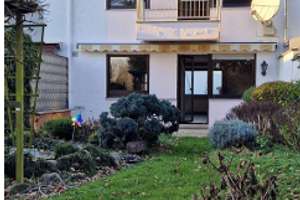 Renovierungsbedürftiges Reihenmittelhaus mit viel Potenzial zur Miete – Kollwitzstrasse XXX, 63225 Langen (Hessen) – Vorschaubild 2